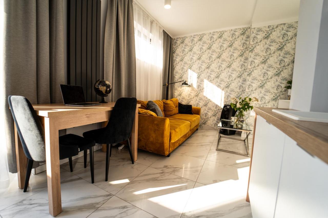מיילנו Kolorowe Apartamenty W Mielnie! 350M Od Plazy - 100M Od Jeziora! מראה חיצוני תמונה